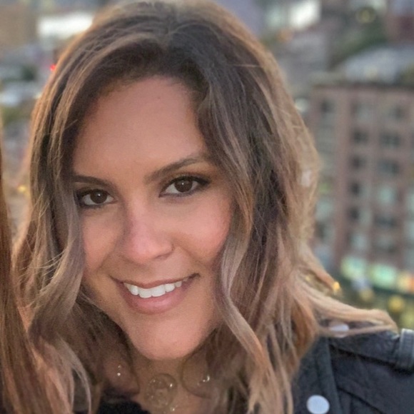 Meet your Posher, Teddi - Picture 1 of 2